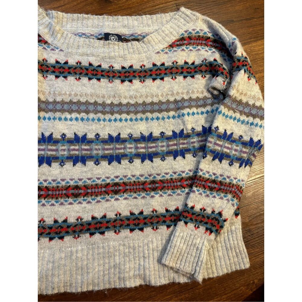 American Eagle sweater size Large wool blend